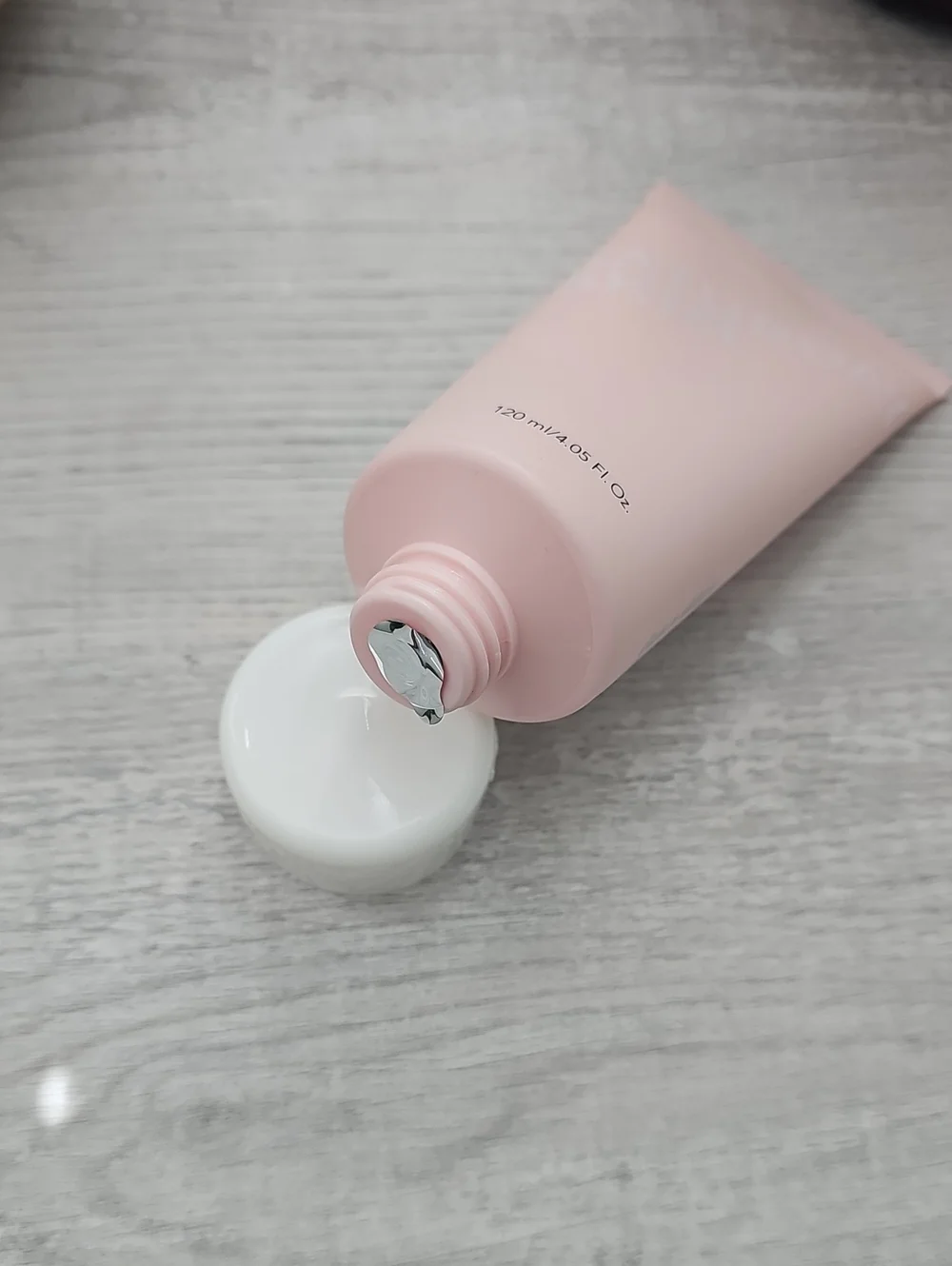 Saturday Skin Rise & Shine Gentle Whipped Cleanser 4.05 fl oz NWT
